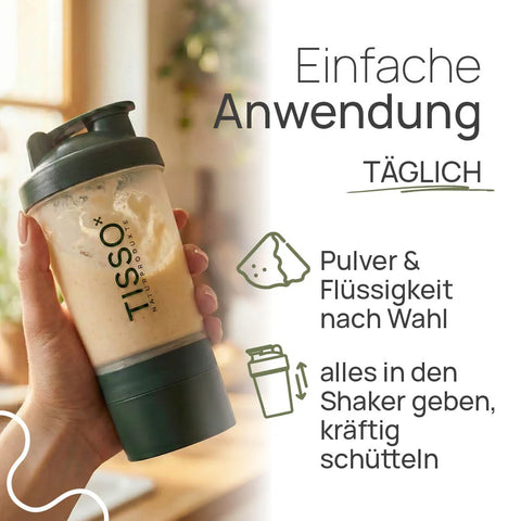 Einfache Anwendung des TISSO Shakers: täglich Pulver und Flüssigkeit nach Wahl, alles in den Shaker geben und kräftig schütteln; Hand hält einen gefüllten Shaker; Bildhinweis: KI-gestützter Inhalt